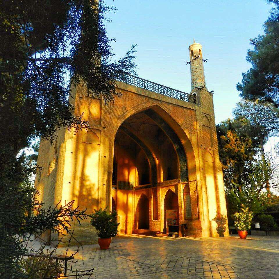 Manar Jonban of Isfahan